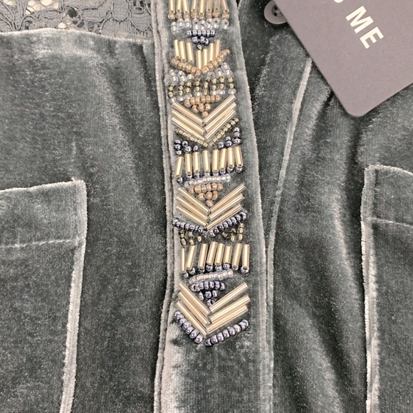 Miss Me Velvet Gray Sleeveless lace button down top shirt beaded Size Small NWT - Picture 5 of 13